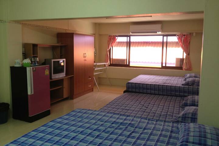 Room 5 of 21