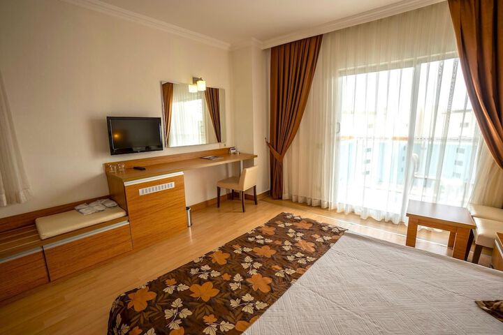 Room 22 of 172