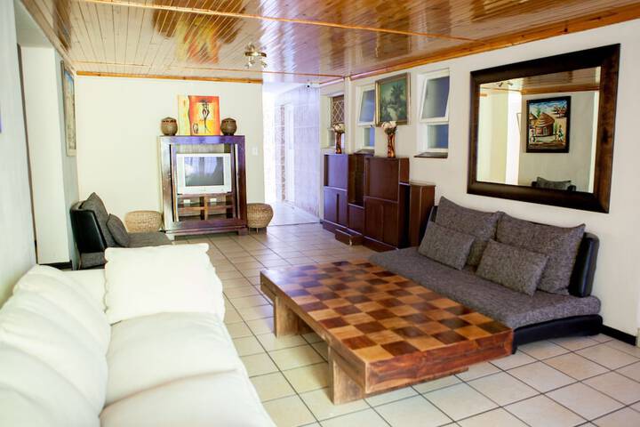 Room 20 of 28