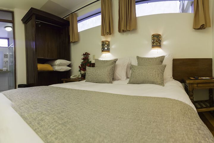 Room 14 of 82
