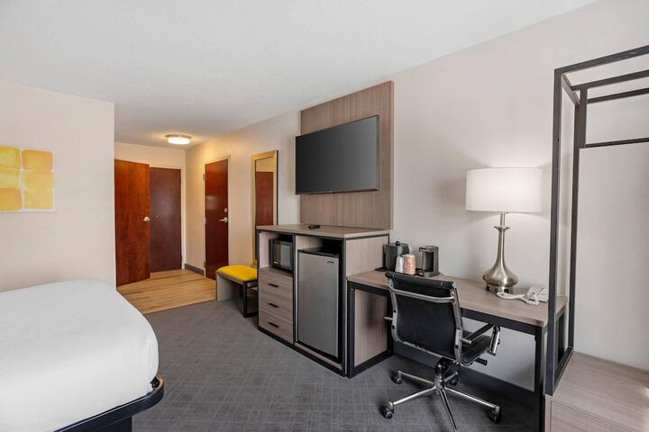 Room 16 of 31