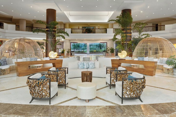 Hotel Interior 6 of 114
