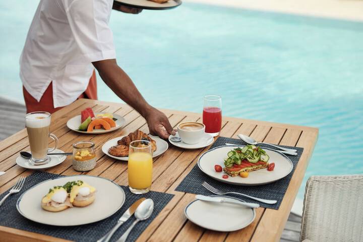 Breakfast/Coffee Service 135 of 174
