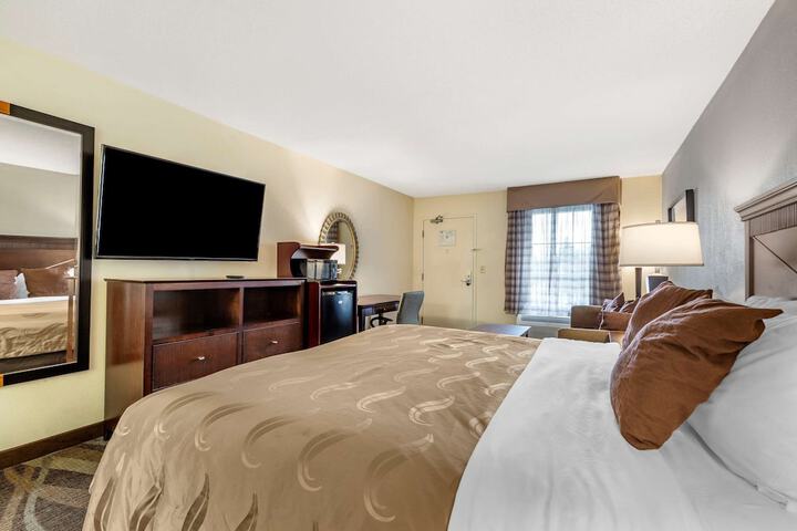 1 King Bed Upgrade (18 of 20)