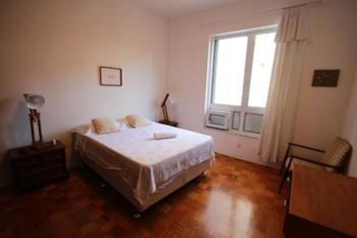 Room 19 of 35