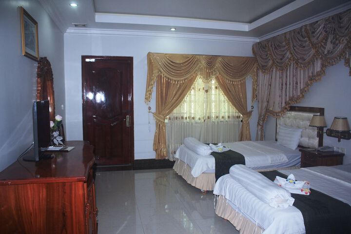 Room 29 of 63