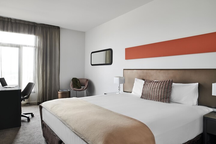 Room 6 of 21