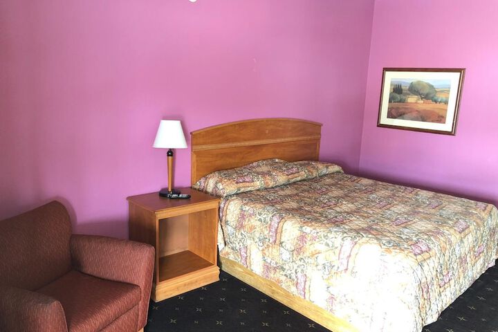 Room 16 of 23