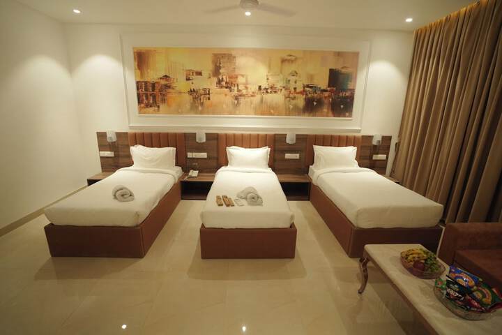 Room 39 of 102