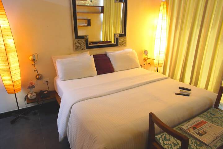 Room 13 of 52
