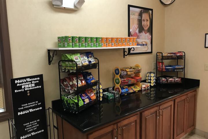 Snack bar