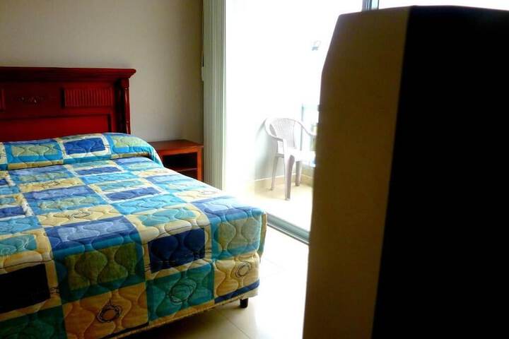 Room 6 of 31