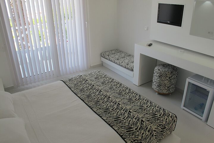 Room 5 of 22
