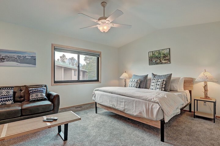 Room 3 of 45