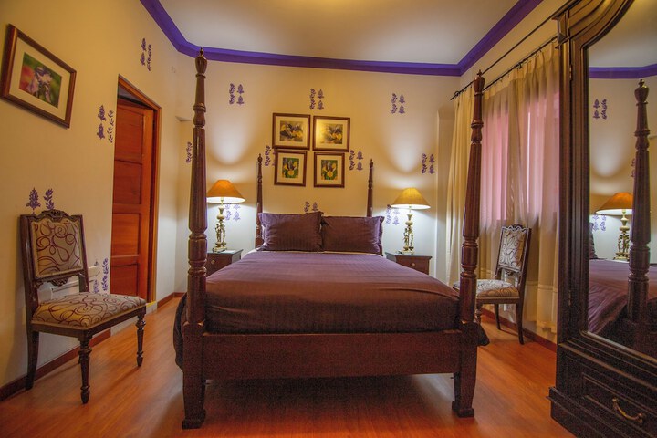 Room 20 of 39