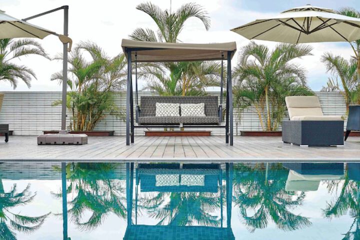 Pool 42 of 66
