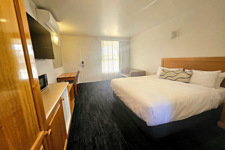 Room 29 of 66