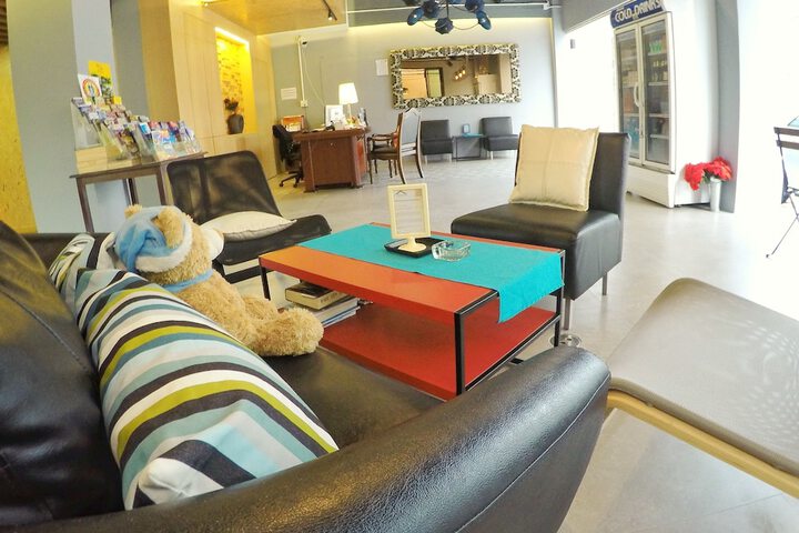 Hotel Lobby