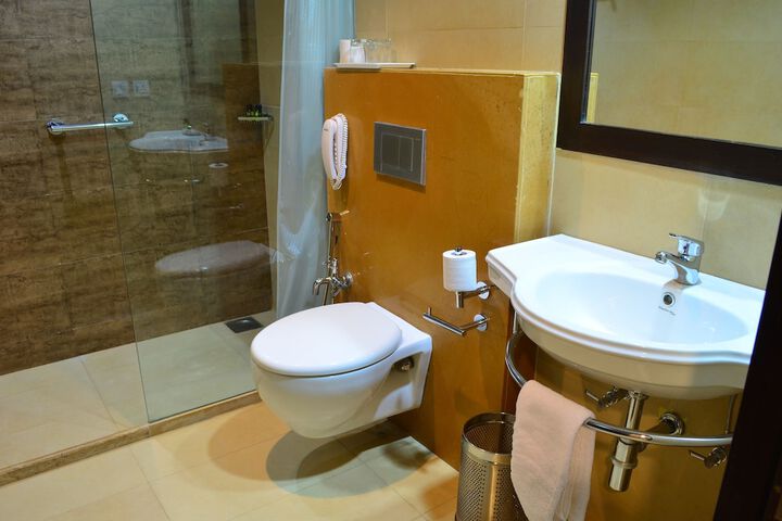 Clean Restrooms