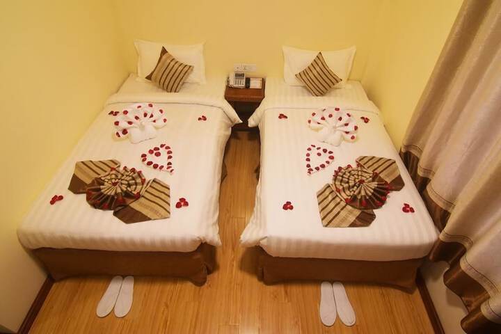 Room 15 of 26