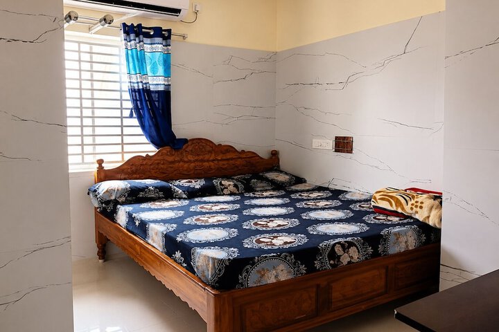 Room 5 of 22
