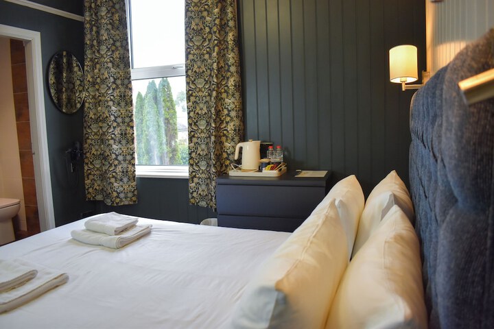 Room 20 of 94