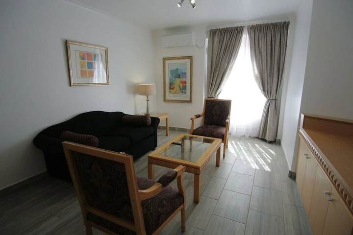 Room 26 of 42