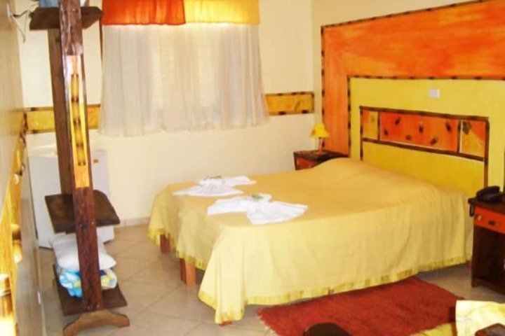 Room 2 of 57