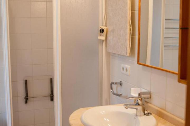 Photo 25