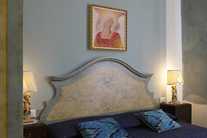 Room 22 of 72