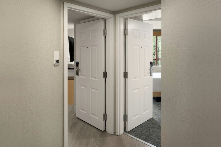 Room 15 of 39