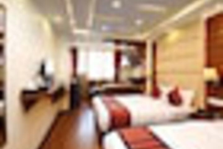 Room 50 of 339