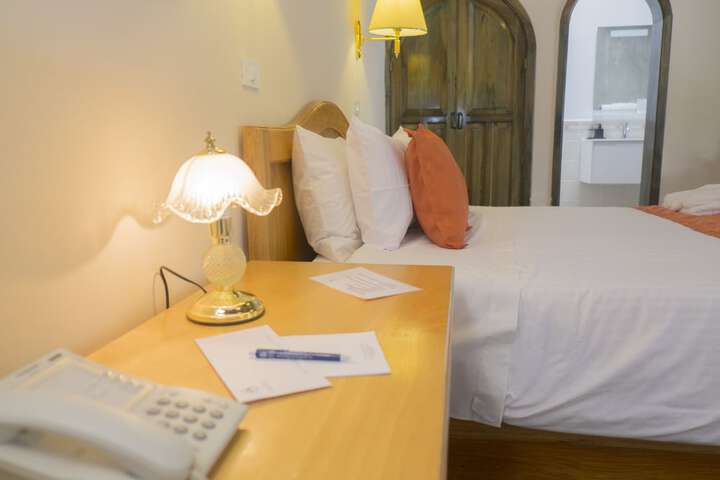 Room 15 of 59