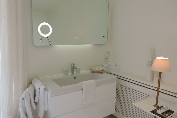 Bath Photo