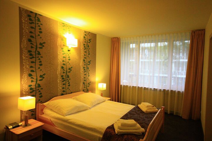 Room 7 of 46