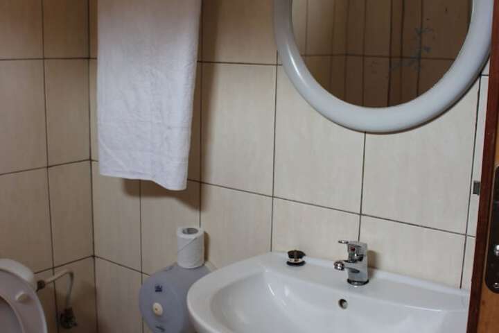 Room 30 of 42