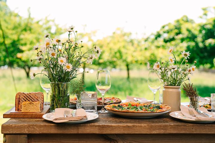 Dining 82 of 97