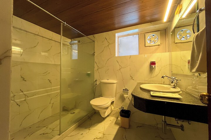 Room 40 of 60