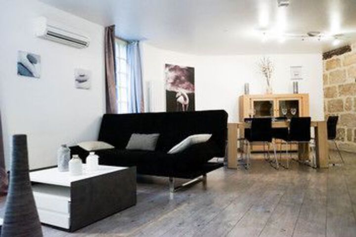 Room 10 of 17