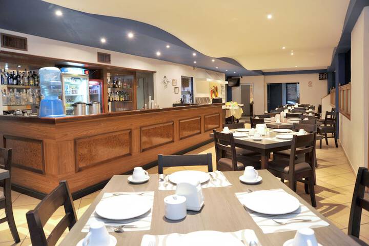 Dining Photos