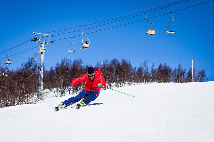 Snow and ski sports