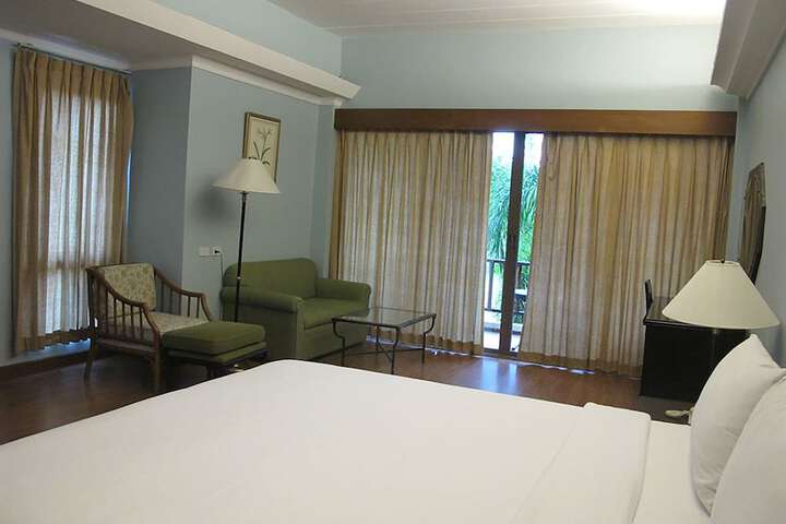 Room 5 of 46