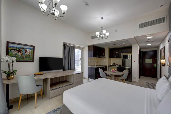 Room 20 of 77