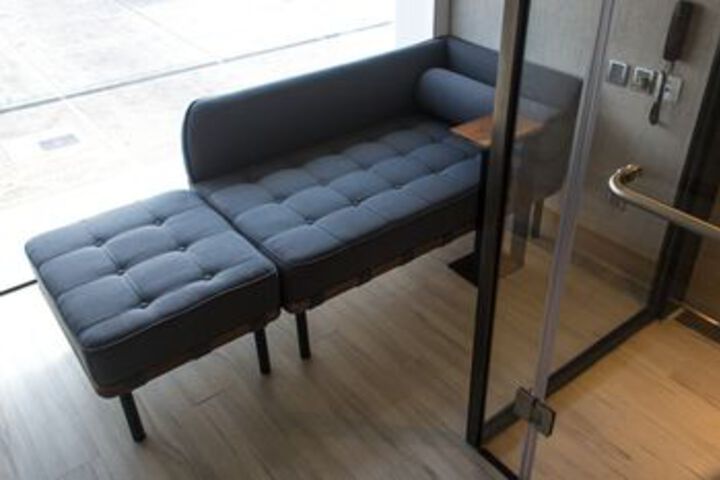 Room 6 of 18