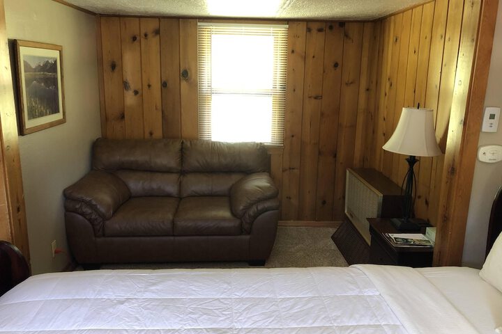 Room 12 of 97