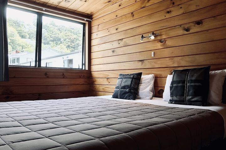 Room 21 of 174