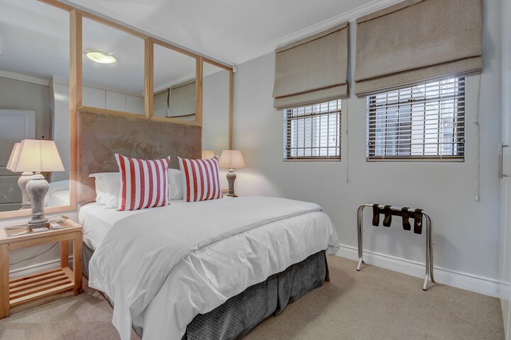 Room 3 of 22