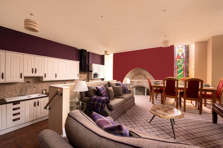 Lounge 557 of 691