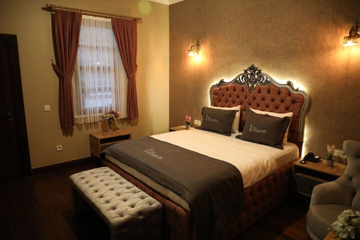 Room 46 of 118