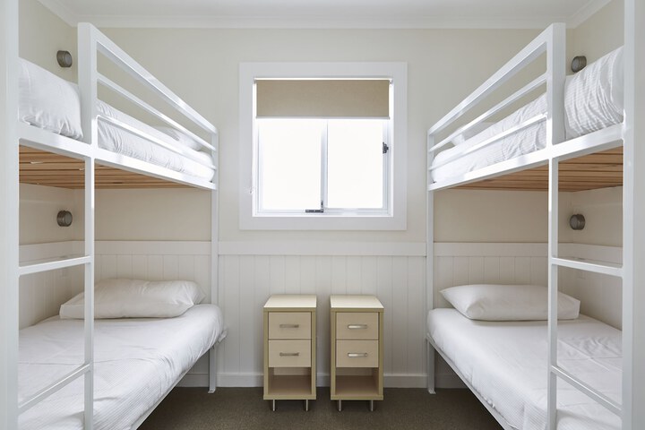 Room 5 of 45